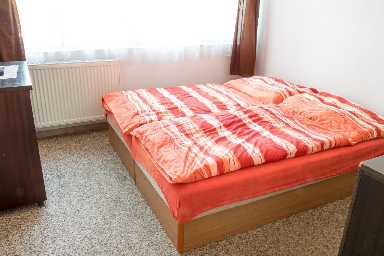 Alton Garni Hotel Ceske Budejovice Eksteriør billede